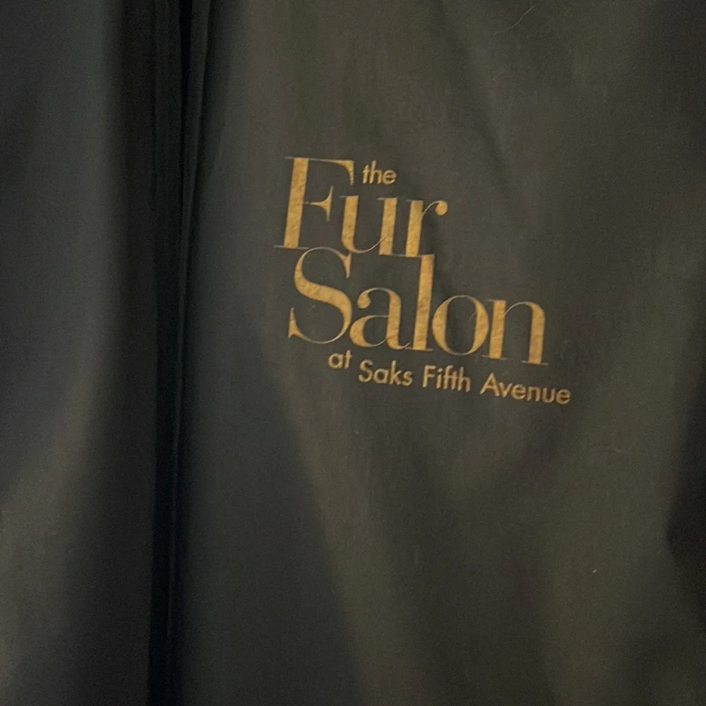 COPY - Mink fur from Saks Fifth Avenue Fur salon - Picture 7 of 9